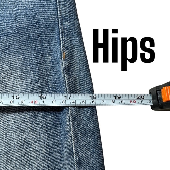 GAP girlfriend distressed raw hem two tone jeans women’s 24 *see measurements - Picture 9 of 11